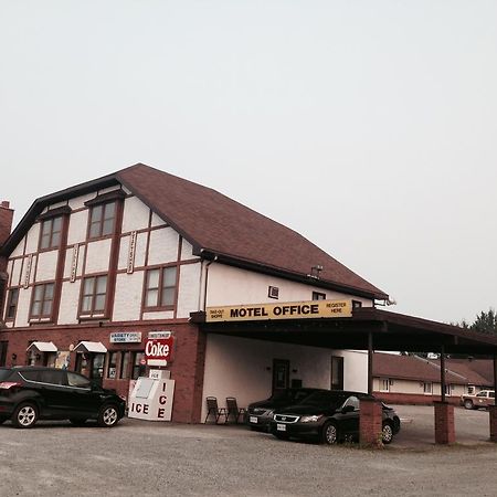 Englehart Motel Extérieur photo